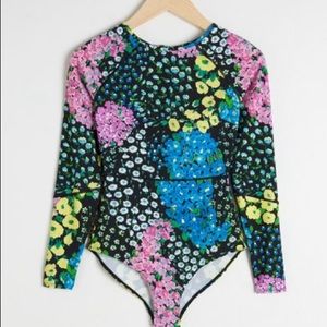 Long sleeve swimsuit/ Rashguard